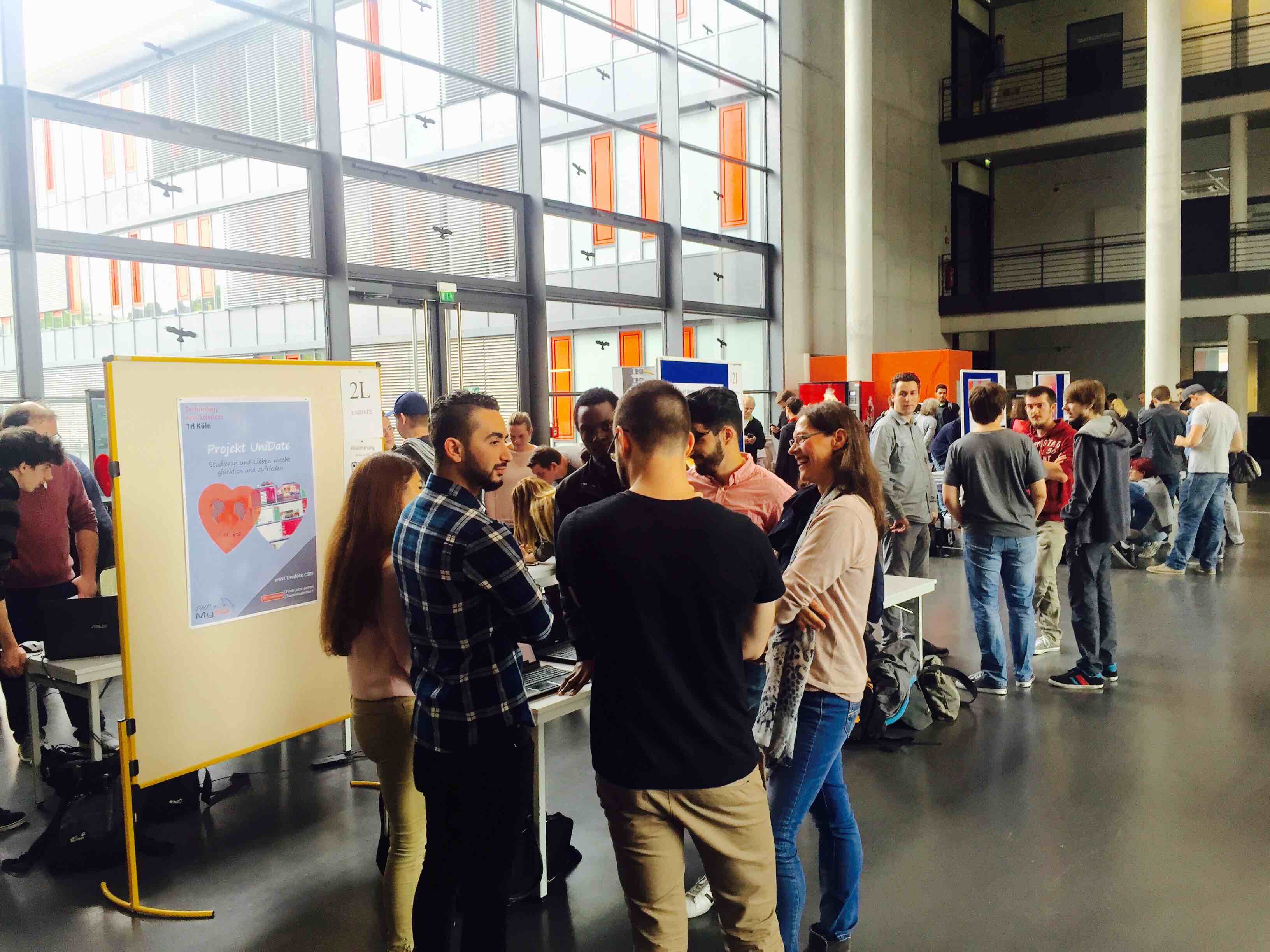 TH Köln: 2. Datenbankmesse der Informatik-Studenten aus dem 4. Semester